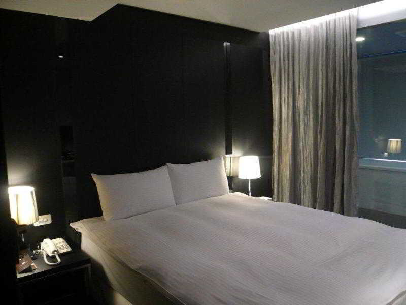 Hotel 安庭台北商旅 Taipei Esterno foto